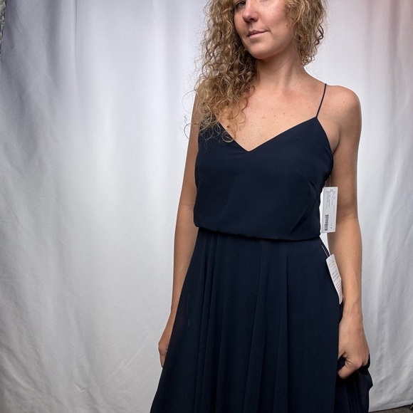 NWT Jenny Yoo Inesse Chiffon V Neck Maxi Dress in Navy Blue Size 2 - Picture 4 of 12